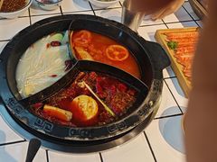 -卤校长重庆老火锅(南岗万达店)