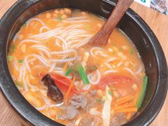 番茄肥牛过桥米线-蒙自源过桥米线(红谷滩万达店)