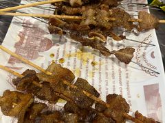 -亮亮烧烤(积玉桥总店)