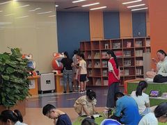 -厦门市图书馆(集美新城馆区)
