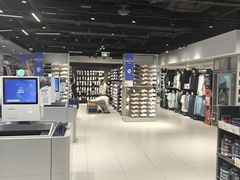 -迪卡侬(环球港店)