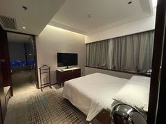 -上海龙之梦万丽酒店