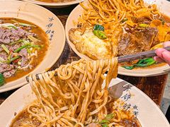 -方铲铲·成都板凳面(滨江银泰店)