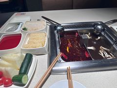 -海底捞火锅鲜切牛肉主题店(长寿路店)