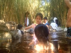 -森波拉火山温泉