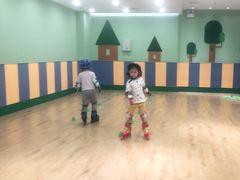 -乐翔轮滑(中庚漫游城店)