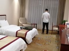 -兴芮温泉度假区