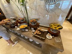 -南湖名都·景湖轩全日制餐厅·海鲜自助·东南亚风味·临湖而食
