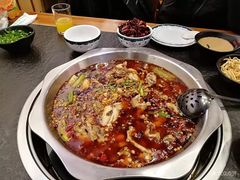 -重庆烧鸡公火锅(簋街店)