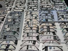 -J-Optical佳视明眼镜·蔡司视觉(青岛金茂览秀城店)