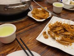 -正能量脆肉鲩火锅