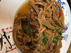 -缘来聚·徽菜名店(黄山宏村店)