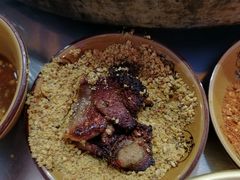 五花肉-阿昌白族石板烧·菌锅(大理古城店)