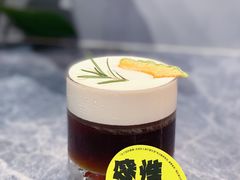 感性吃瓜-Seesaw Coffee(88铜仁路店)