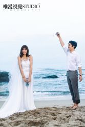 俏皮可爱-巴黎婚纱摄影工作室