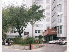 -群丽化妆摄影美甲纹绣培训学校
