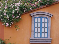 -UNI UNI(环亚凯瑟琳店)