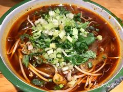 -拈签一笑黄牛肉辣卤串串