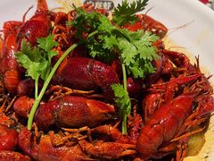-龙巢盱眙龙虾·牛蛙·烧烤宵夜(八卦岭店)
