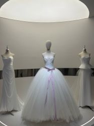 -PAI婚纱礼服设计馆【大牌租赁/高级定制】