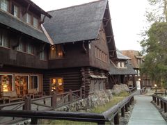 Old&nbsp;Faithful&nbsp;Inn-老忠实间歇泉