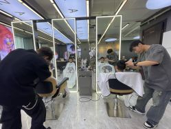 -藤野造型烫发染发