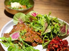 炭烤牛肉-毛辣果·酸