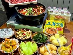 -黔有有贵州酸汤夺夺粉火锅(五味十字店)