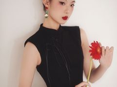 -金夫人化妆摄影职业培训学校