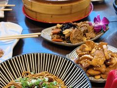 -玖鲜小笼(中山广场店)