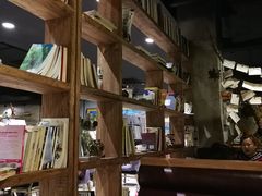 -魔方城市书房(中街益田店)