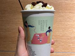 -茶颜悦色(嘉顿一楼吉时赏味游园会店)