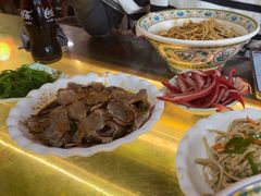 -金杨拉面王小吃面馆·牛三宝面·红烧牛肉粉