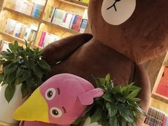 -新华里咖啡书吧(新华书店小寨店)