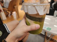 -新华里咖啡书吧(新华书店小寨店)