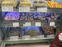 面包甜点陈列柜-上海哈尔滨食品厂(淮海中路店)