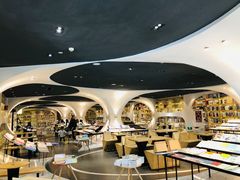 -钟书阁(珍园店)