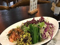 三文鱼色拉-TAMATI(巴黎贝甜韩式西餐厅店)