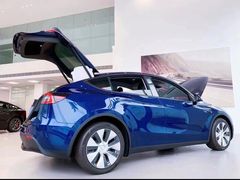 -TESLA 特斯拉(上海太古汇体验店)