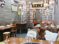 -曹丞相·地锅鸡·地锅鱼(武林店)