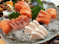 -花和海鲜自助(梅江店)