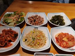 -唯成•韩国炭火烤肉 유성고기