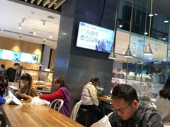 -巴黎贝甜(大宁国际商业广场店)