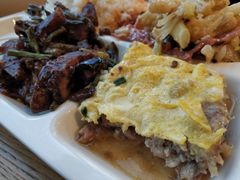 -同济大学本部学苑饮食广场