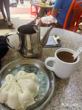 小明叔叔感受了一下海南早茶