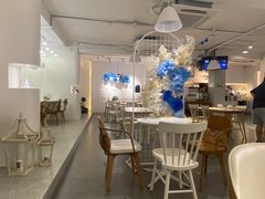 -露露家咖啡店