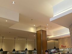-亚龙湾希尔顿自助餐厅·海鲜·烧烤·沙滩BBQ·现场乐队