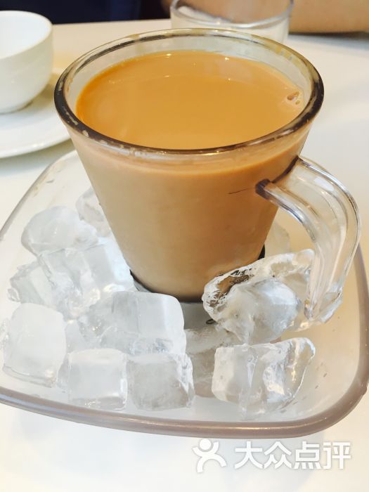 冰镇原味冻奶茶