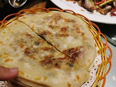 -黄泥岗·地道湖北菜(奥特莱斯店)