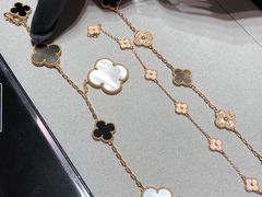 -梵克雅宝(国贸商城店)